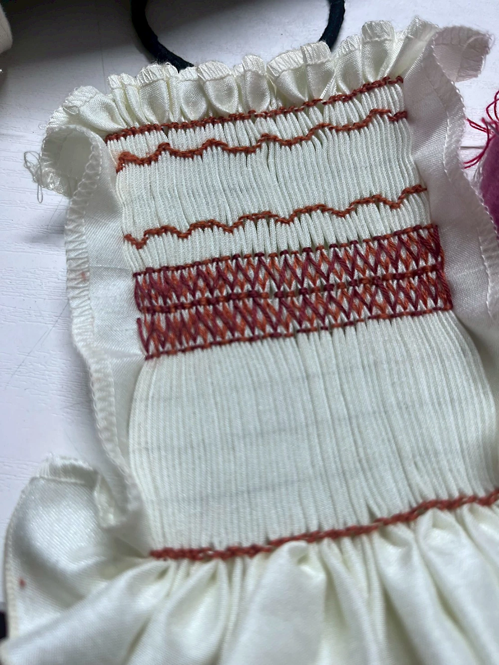 縫製_袖口スモッキング（乳母衣装）