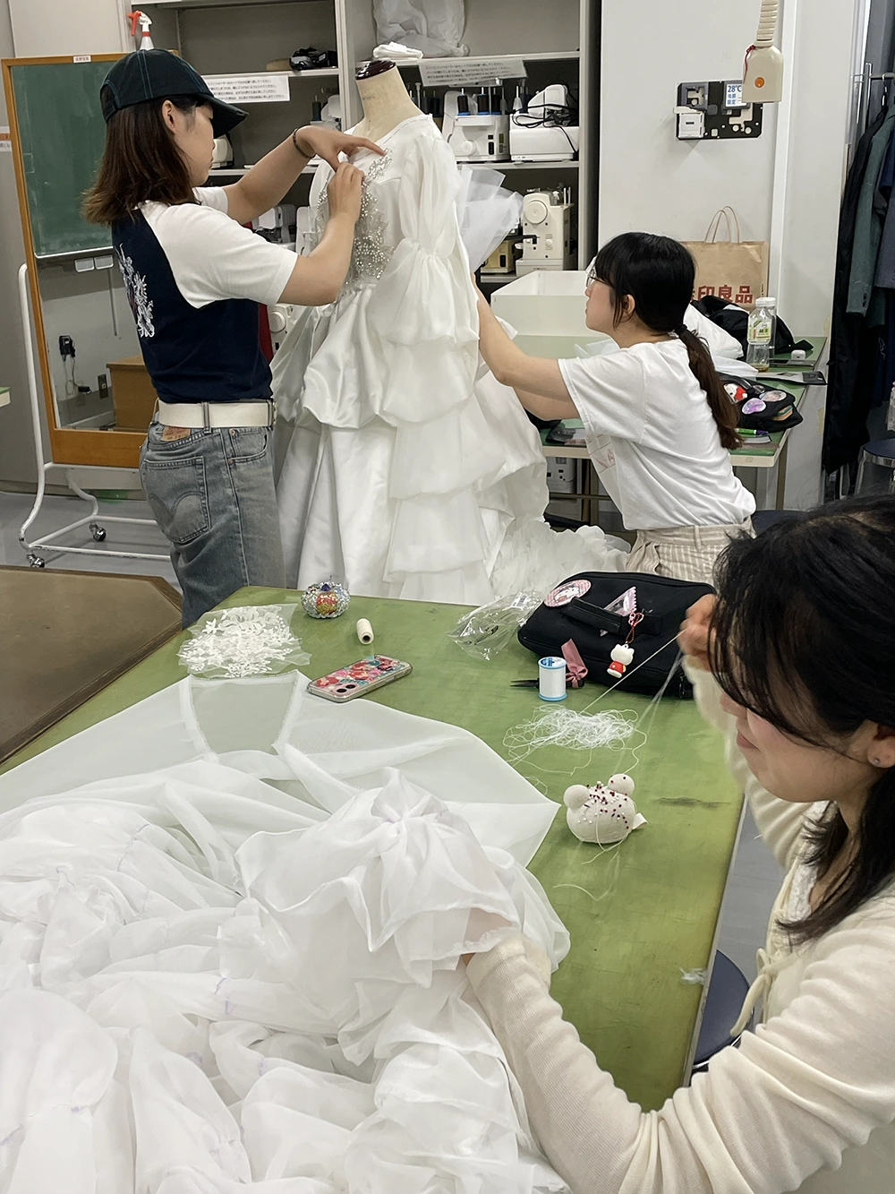 ジュリエット衣装制作風景