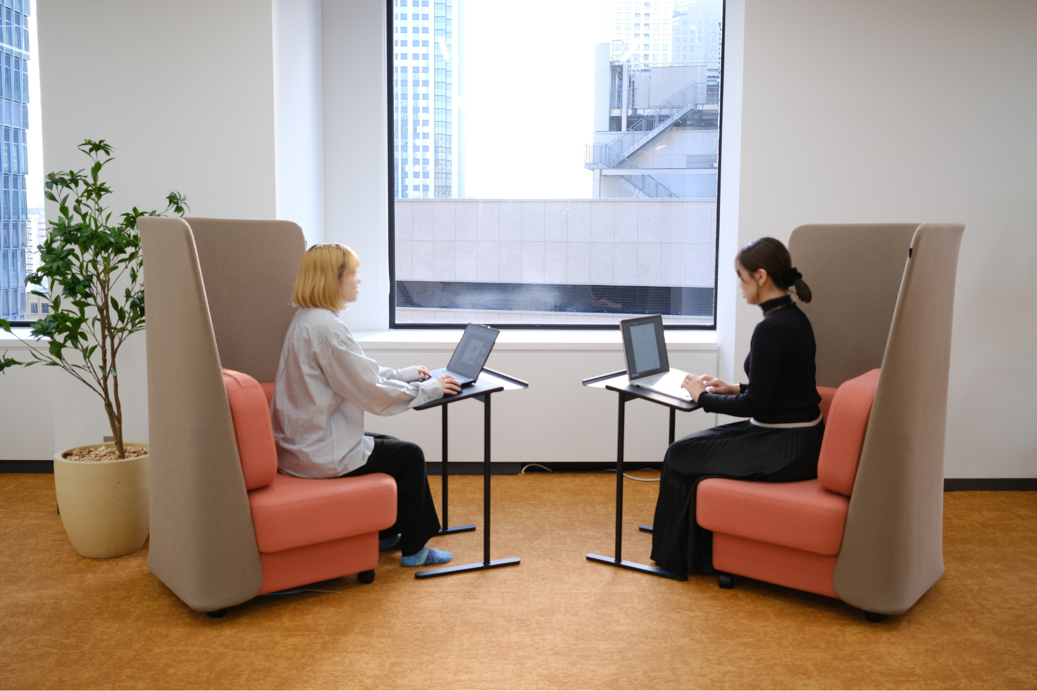 商船三井興産株式会社の執務スペース