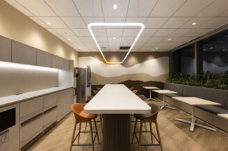 某外資系総合商社