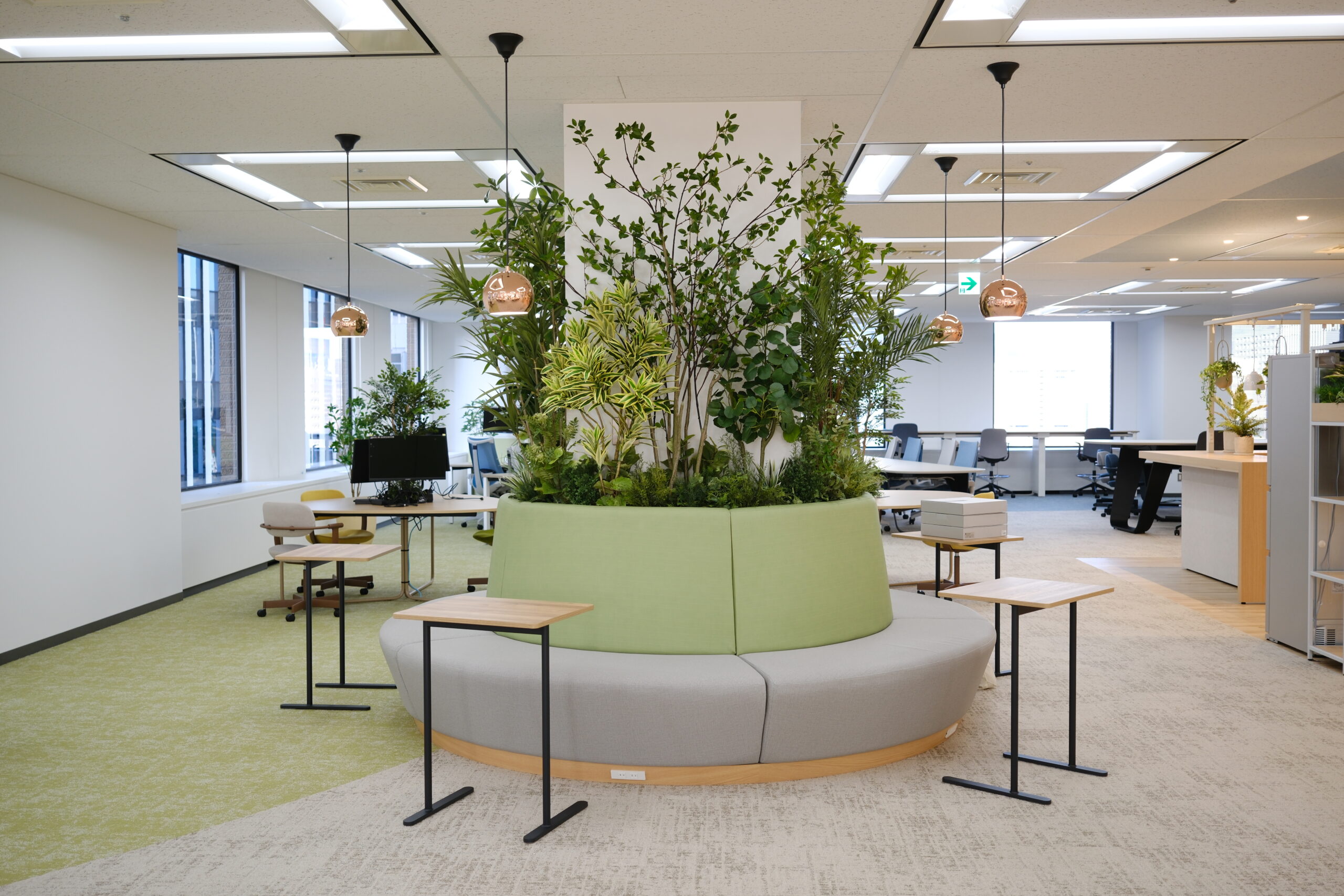 商船三井興産株式会社の執務スペース