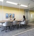 ガラスパーテーションの種類と設置メリットを紹介