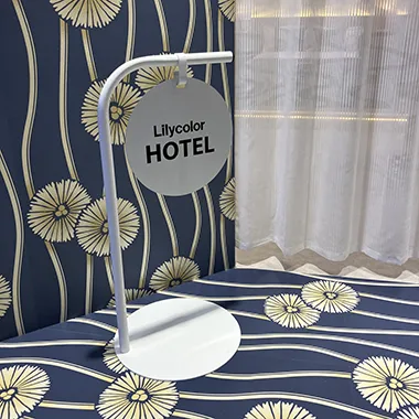 Lilycolor HOTELの看板です